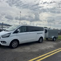 NI Airport Transfers Ford Tourneo Custom and equipment trailer during a working transfer