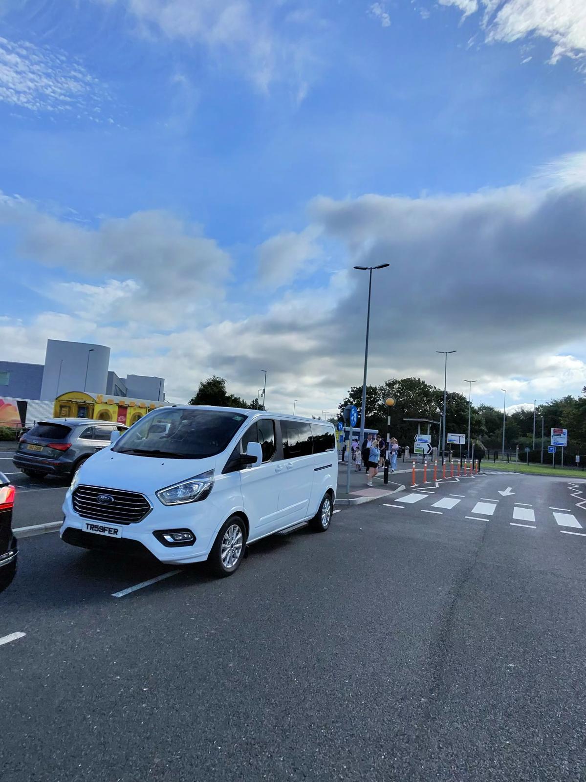 Belfast Airport Transfers – NI Airport Transfers Ford Tourneo at Belfast City Airport